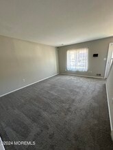 105 Creek Rd in Brick, NJ - Building Photo - Building Photo