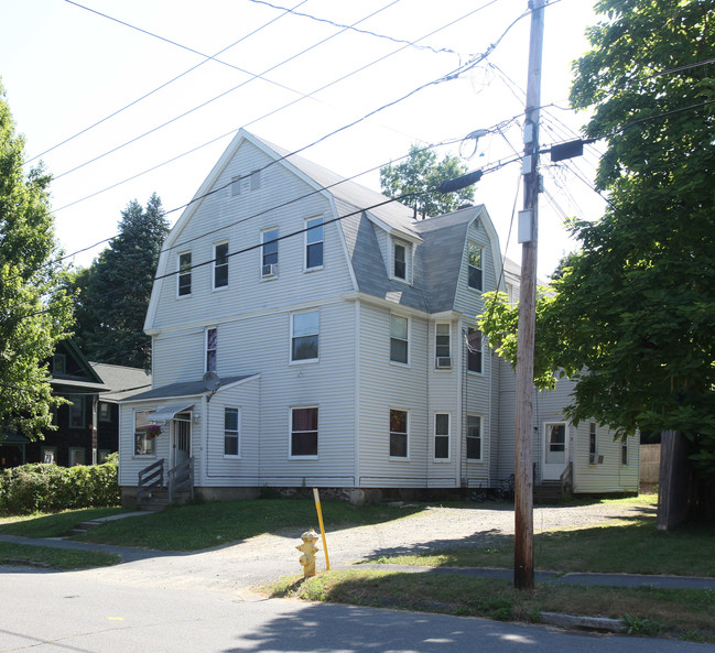 41 Union St in Greenfield, MA - Foto de edificio - Building Photo