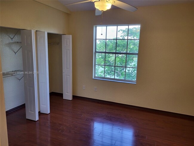 715 SW 148th Ave in Davie, FL - Building Photo - Building Photo