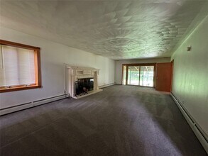77 Riverside Dr in Binghamton, NY - Building Photo - Building Photo