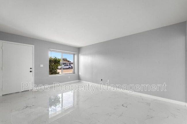 145 Glenhaven Way in Chula Vista, CA - Building Photo - Building Photo
