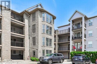 1421 Walkers Line in Burlington, ON - Building Photo - Building Photo