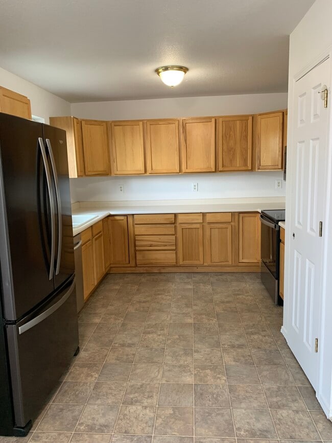 209 9th St in Belgrade, MT - Building Photo - Building Photo