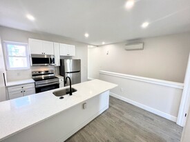 22 S Yewdall St, Unit B Apartments