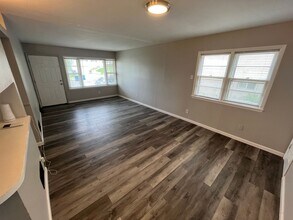 7314 Albright Ave in Jennings, MO - Building Photo - Building Photo