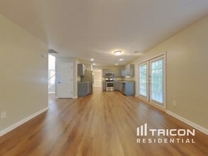 8665 River Rock Ct in Ball Ground, GA - Building Photo - Building Photo