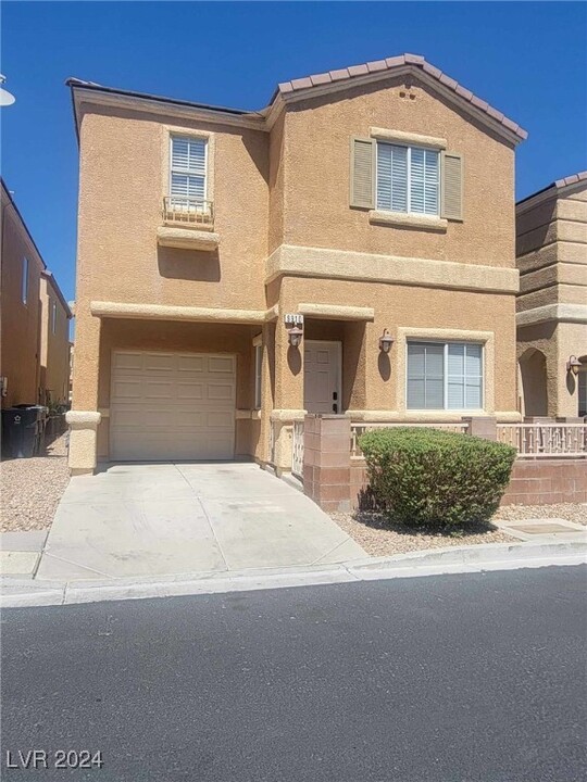 9910 Elkhead Creek Way in Las Vegas, NV - Building Photo