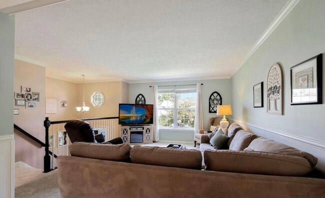45 Archwood Ave