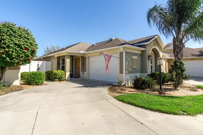 property at 3025 Bartow Ln