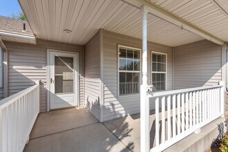 2057 E Goldleaf Ln in Coeur d'Alene, ID - Building Photo - Building Photo