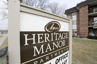 Heritage Manor in Orland Park, IL - Foto de edificio - Other