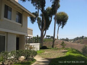 3907 Camino Lindo in San Diego, CA - Building Photo - Building Photo