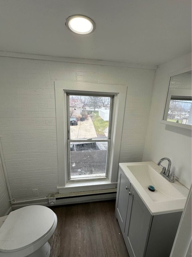 220 Crane St in Scranton, PA - Building Photo - Building Photo