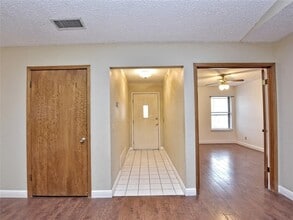 2407 Versailles Dr in Cedar Park, TX - Building Photo - Building Photo