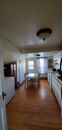 144 Elm St, Unit 2 photo'