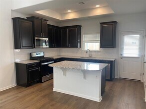 11105 El Capitan Dr in Austin, TX - Building Photo - Building Photo
