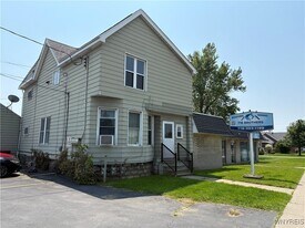 3637 Walden Ave in Lancaster, NY - Building Photo