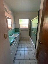 4855 Druid St in Los Angeles, CA - Building Photo - Building Photo