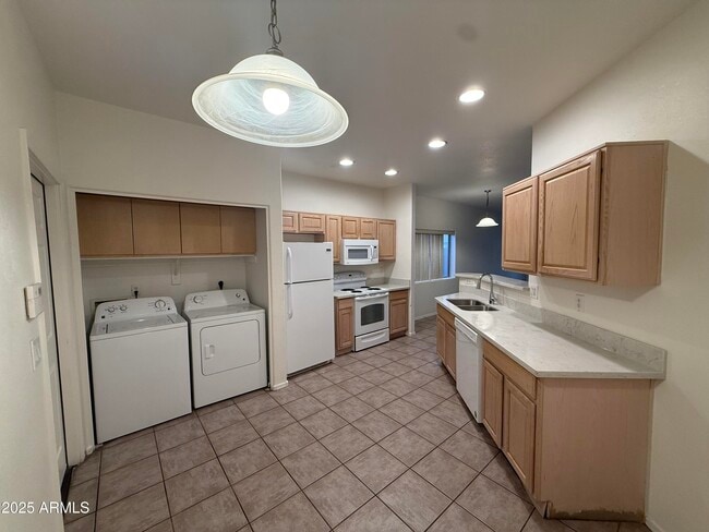 2603 E Fraktur Rd in Phoenix, AZ - Building Photo - Building Photo