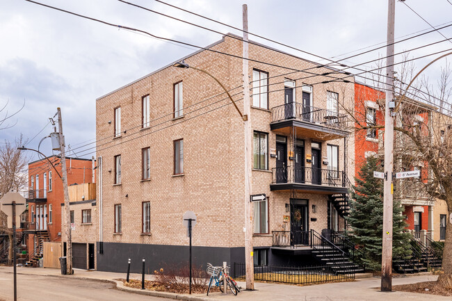 3044-3052 Holt St in Montréal, QC - Building Photo - Primary Photo