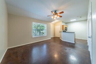 122 Sunburst Ct in Weatherford, TX - Building Photo - Building Photo