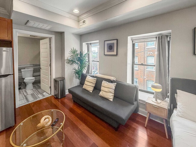 property at 1149 N 3rd St