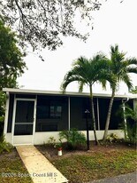 441 7th Pl in Vero Beach, FL - Building Photo