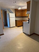 173 Bay St, Unit 3 in Taunton, MA - Foto de edificio - Building Photo