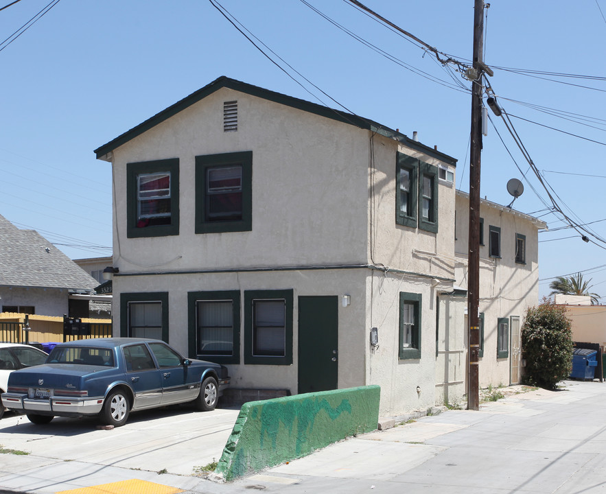 3327-3329 Polk Ave in San Diego, CA - Building Photo