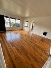 6209 W Olympic Blvd in Los Angeles, CA - Building Photo - Building Photo