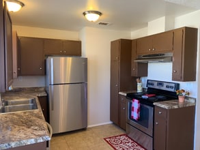 25863 Pacific St, Unit 18 in San Bernardino, CA - Building Photo - Building Photo