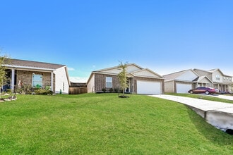 14191 Green Wing Cir in Willis, TX - Foto de edificio - Building Photo