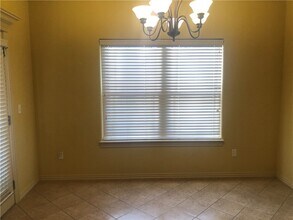 574 Westford St in Springdale, AR - Building Photo - Building Photo