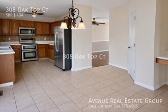 308 Oak Top Ct in Ballwin, MO - Building Photo - Building Photo