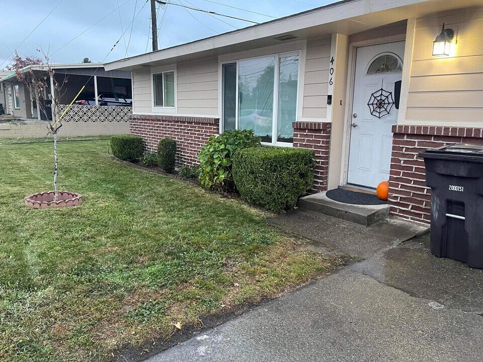 406 N 40th Ave, Unit 406 in Yakima, WA - Building Photo