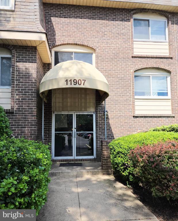 property at 11907 Tarragon Rd