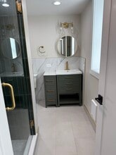 330 Barton Ave, Unit G in Evanston, IL - Building Photo - Building Photo