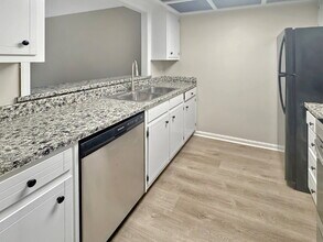 3730 Old Flowery Branch Rd in Oakwood, GA - Building Photo - Building Photo