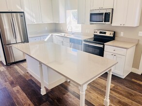 306 Clark St in Sterling, CO - Building Photo - Building Photo