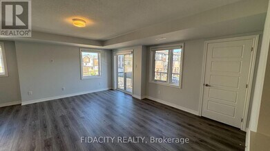 173 Anthracite Private in Ottawa, ON - Building Photo - Building Photo