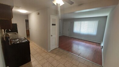 5311 S Kostner Ave in Chicago, IL - Building Photo - Building Photo
