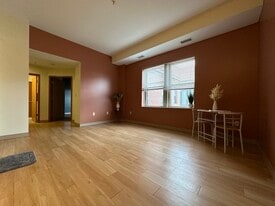 Abbott Apartments in Minneapolis, MN - Building Photo