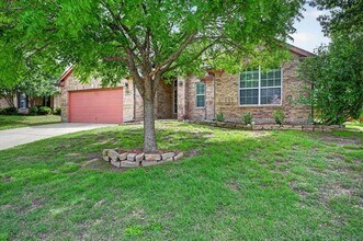 406 Charlie Way in Weatherford, TX - Building Photo - Building Photo