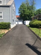 33 Bridge St, Unit Basement in Stamford, CT - Foto de edificio - Building Photo