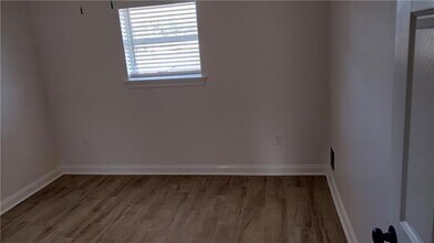 2514 Chalona Dr in Chalmette, LA - Foto de edificio - Building Photo