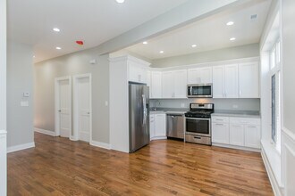 3249 W Pierce Ave in Chicago, IL - Building Photo - Building Photo