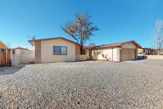 7205 Pecos Trail NW in Albuquerque, NM - Building Photo - Building Photo