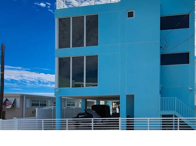 29 Pigeon Dr in Key Largo, FL - Foto de edificio - Building Photo