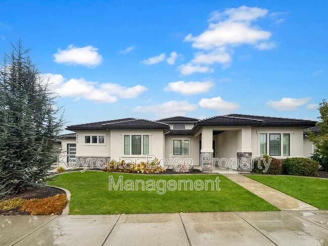 property at 6614 N Big Cedar Way