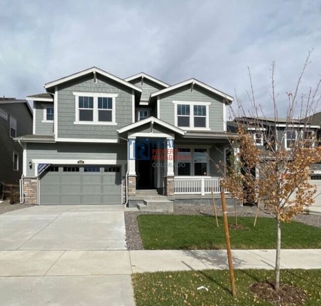 property at 5525 Wisteria Ave